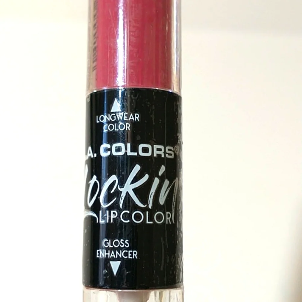 L.A. Colors Lockin'Lip Color 2 separate tubes - Picture 3 of 7